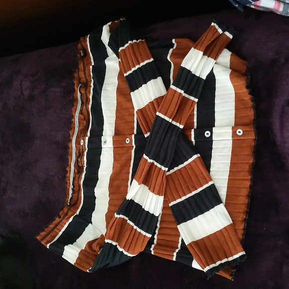 Ladies crop top - Picture 1 of 5